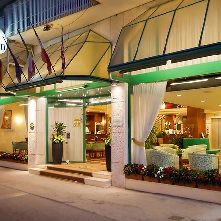 Hotel Splendid Caorle Buitenkant foto