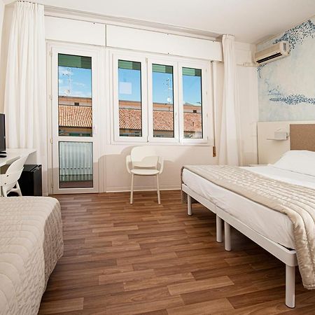 Hotel Splendid Caorle Buitenkant foto