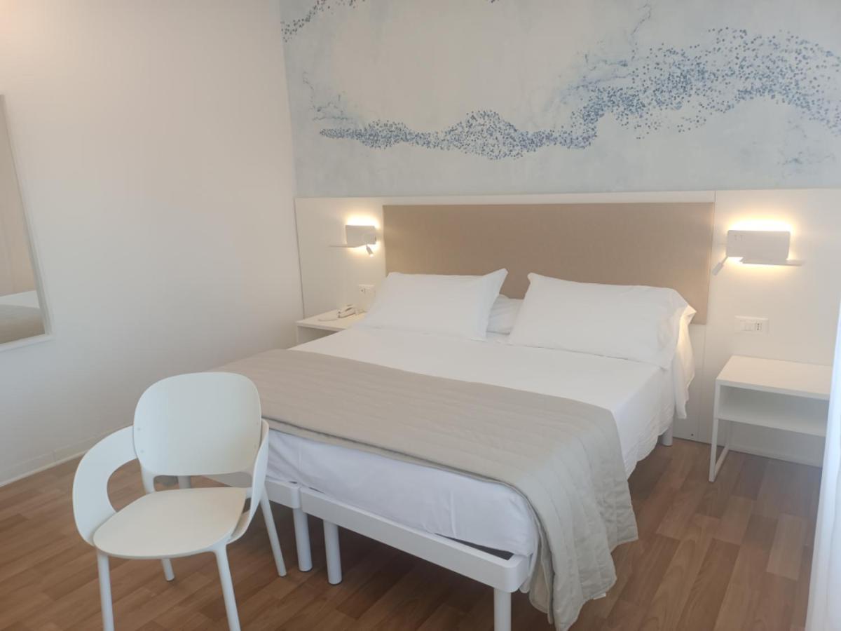 Hotel Splendid Caorle Buitenkant foto