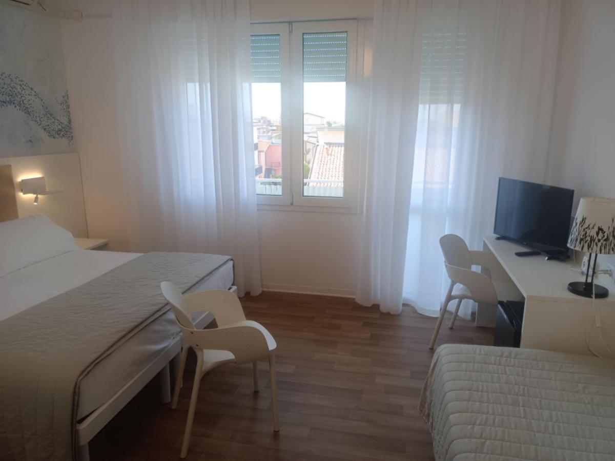 Hotel Splendid Caorle Buitenkant foto