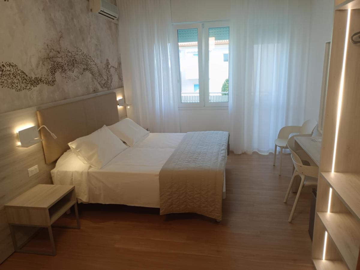 Hotel Splendid Caorle Buitenkant foto