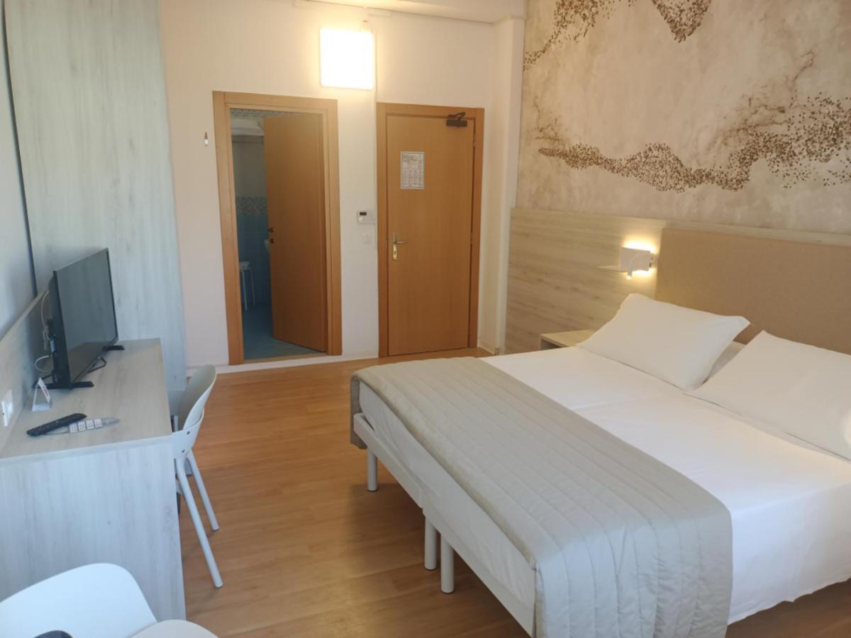 Hotel Splendid Caorle Buitenkant foto
