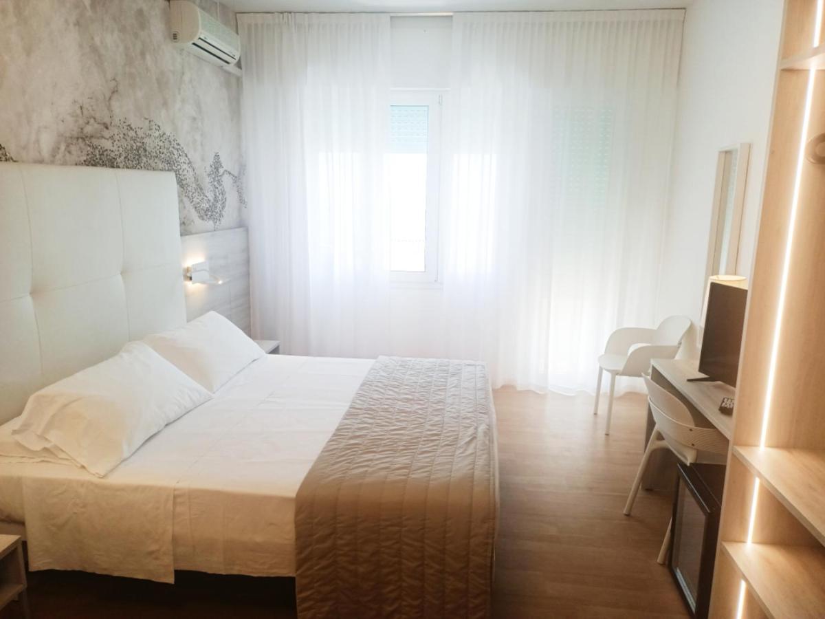 Hotel Splendid Caorle Buitenkant foto