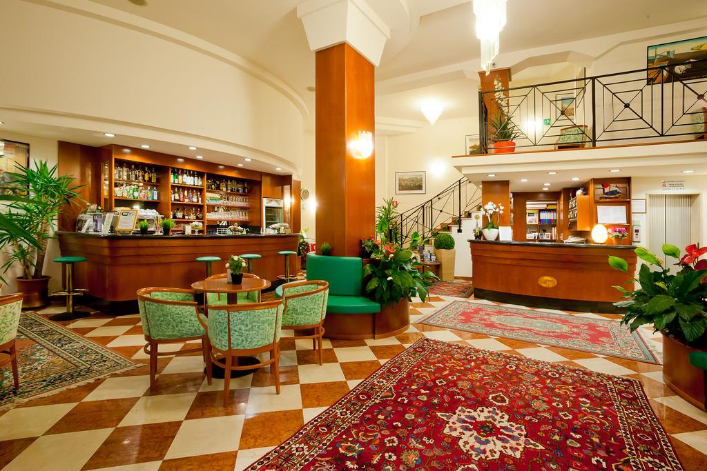 Hotel Splendid Caorle Buitenkant foto